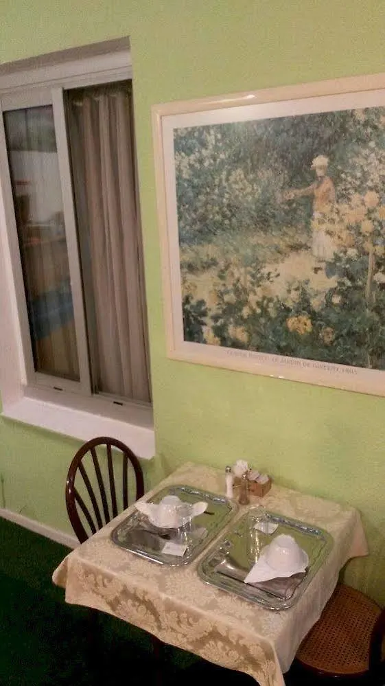 Alan Robert'S Hotel Cannes 2*,  France